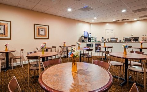 Hotel Breakfast Bar and Tables